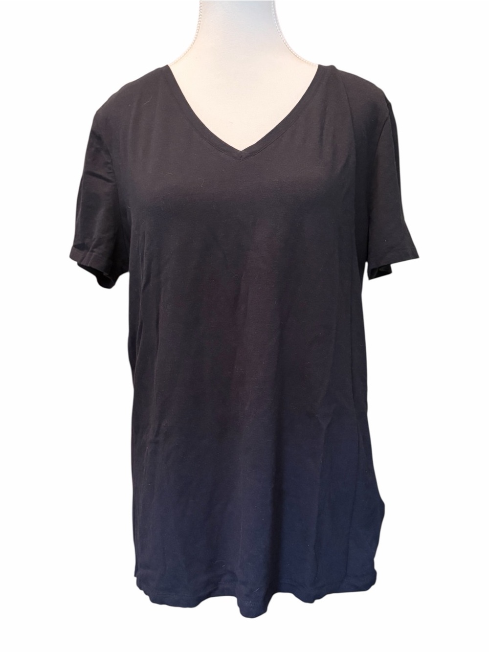 NWOT • Classic V-Neck Black Women's Tee